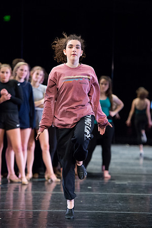 KIN_CHORUS_LINE_MONDAY_335