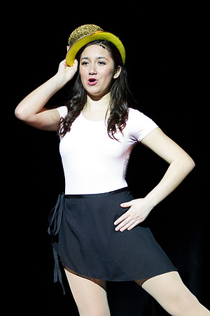 KIN_CHORUS_LINE_MONDAY_184