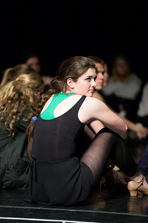 KIN_CHORUS_LINE_MONDAY_369