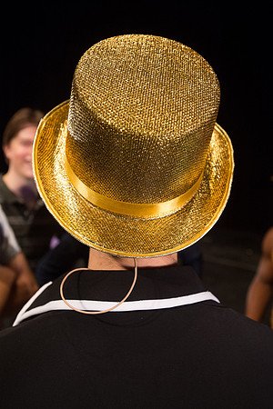 KIN_CHORUS_LINE_MONDAY_112