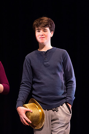 KIN_CHORUS_LINE_MONDAY_036