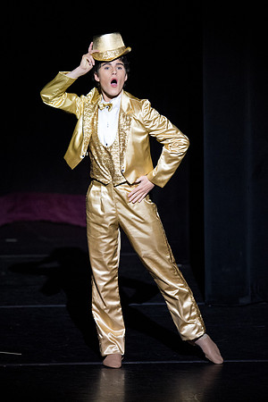 KIN_A_CHORUS_LINE_THURSDAY_384