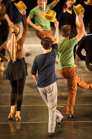 KIN_A_CHORUS_LINE_SUNDAY_378
