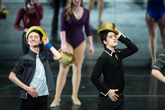 KIN_A_CHORUS_LINE_SUNDAY_386