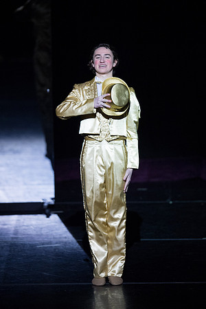 KIN_A_CHORUS_LINE_SUNDAY_409