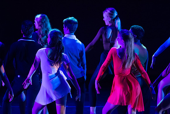 KIN_A_CHORUS_LINE_SUNDAY_325