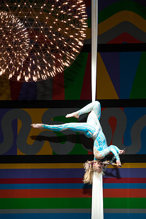 V&E_PROM_AERIALIST_10