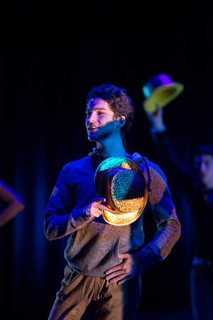 KIN_CHORUS_LINE_TUESDAY_362