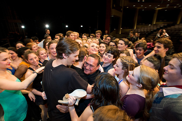 KIN_A_CHORUS_LINE_SUNDAY_104