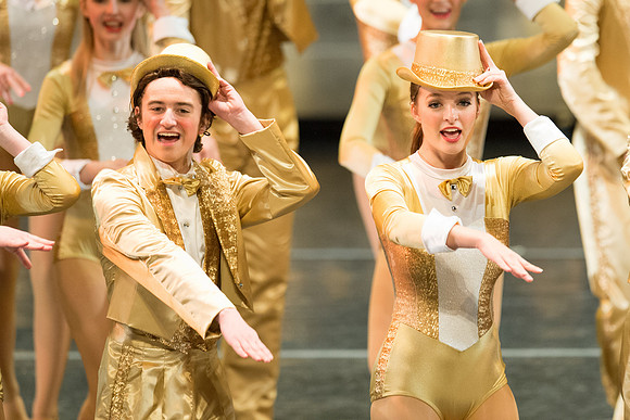KIN_A_CHORUS_LINE_SUNDAY_459