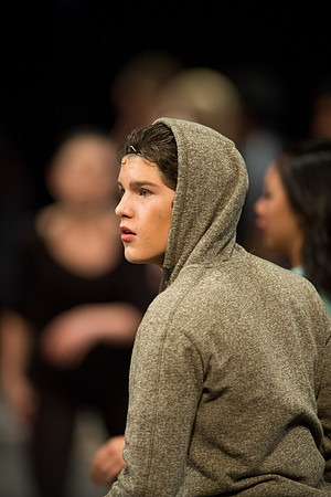 KIN_CHORUS_LINE_TUESDAY_400