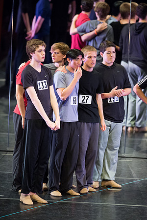 KIN_A_CHORUS_LINE_SUNDAY_242