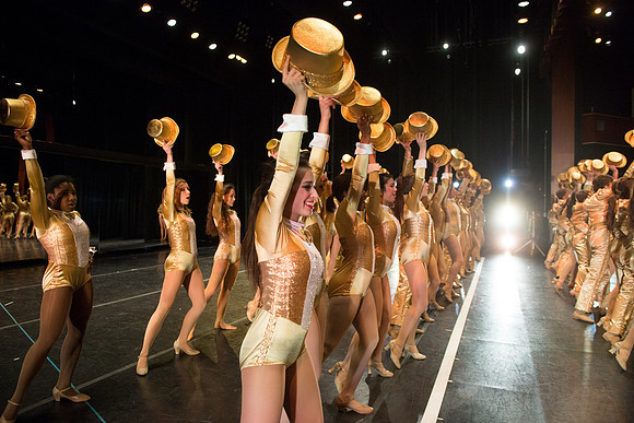 KIN_CHORUS_LINE_TUESDAY_666