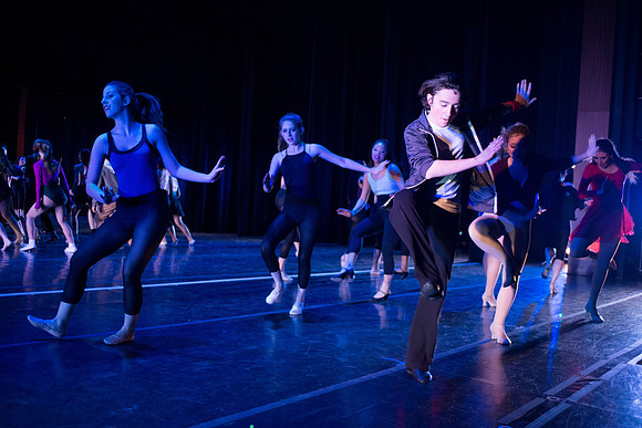 KIN_CHORUS_LINE_TUESDAY_094