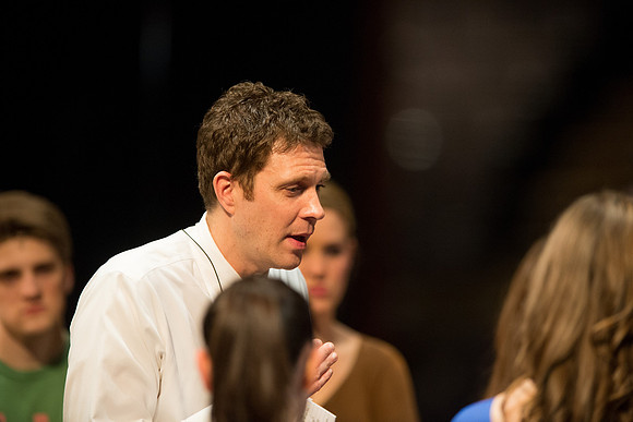 KIN_CHORUS_LINE_TUESDAY_394