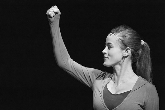 KIN_CHORUS_LINE_TUESDAY_481