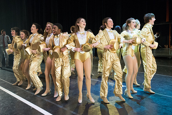 KIN_CHORUS_LINE_TUESDAY_140