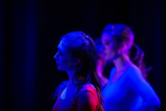KIN_CHORUS_LINE_TUESDAY_646