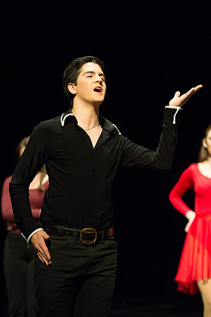 KIN_CHORUS_LINE_TUESDAY_195