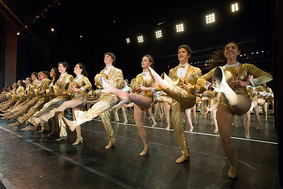 KIN_CHORUS_LINE_TUESDAY_153