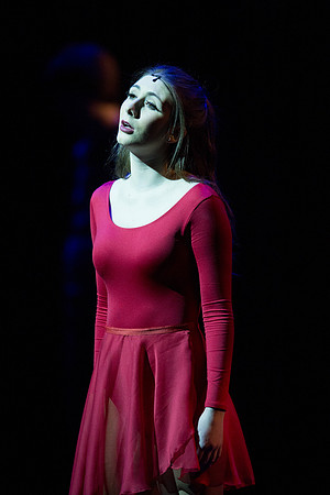 KIN_CHORUS_LINE_TUESDAY_565