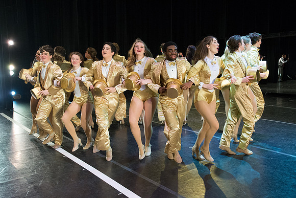 KIN_CHORUS_LINE_TUESDAY_141