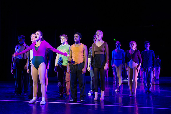 KIN_CHORUS_LINE_TUESDAY_119