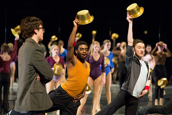 KIN_CHORUS_LINE_TUESDAY_371