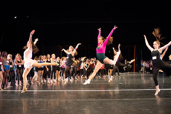 KIN_CHORUS_LINE_TUESDAY_018