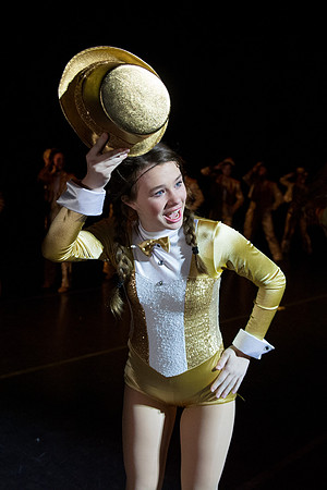 KIN_CHORUS_LINE_TUESDAY_657