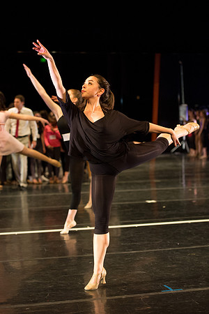 KIN_CHORUS_LINE_TUESDAY_170