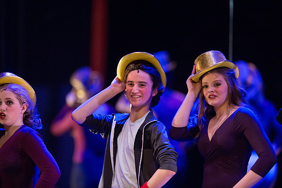KIN_CHORUS_LINE_TUESDAY_608
