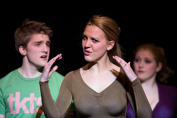 KIN_CHORUS_LINE_TUESDAY_523
