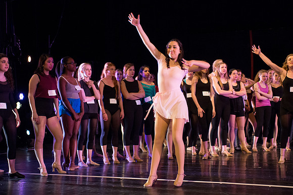 KIN_CHORUS_LINE_TUESDAY_017