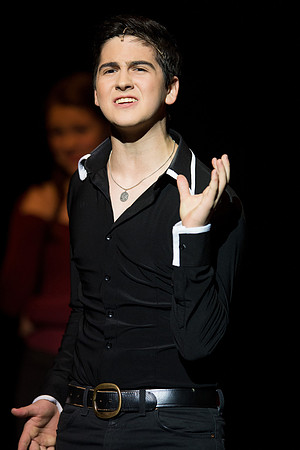 KIN_CHORUS_LINE_TUESDAY_570