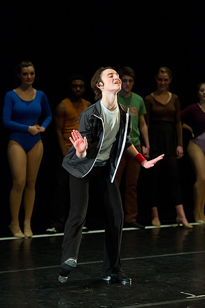 KIN_CHORUS_LINE_TUESDAY_225