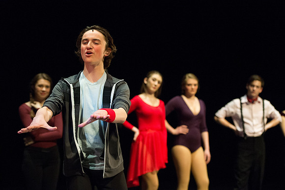 KIN_CHORUS_LINE_TUESDAY_220