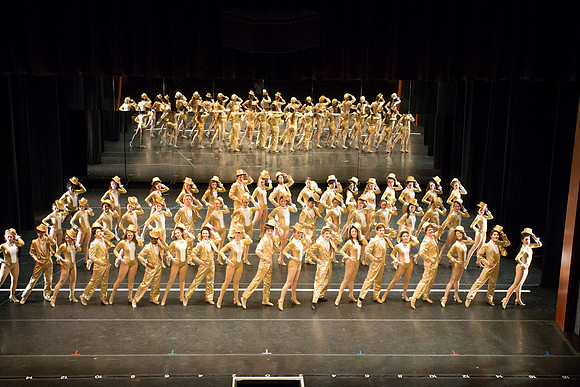 KIN_CHORUS_LINE_TUESDAY_122