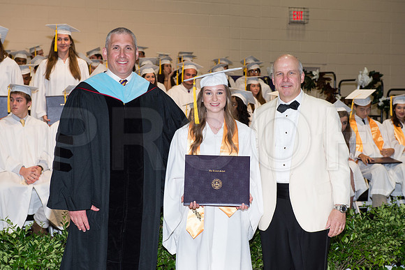 KIN_GRADUATION_2015_1129