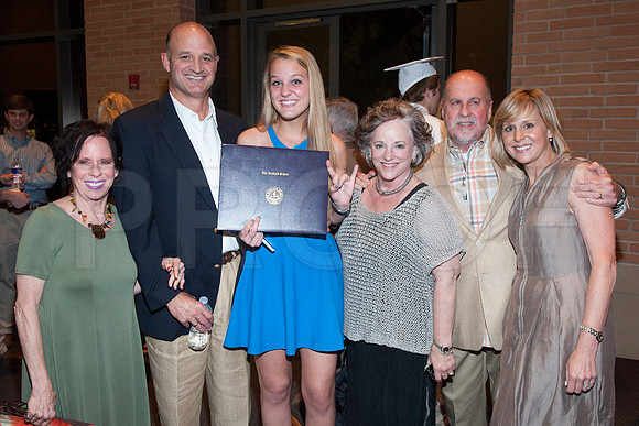 KIN_GRADUATION_2015_1351