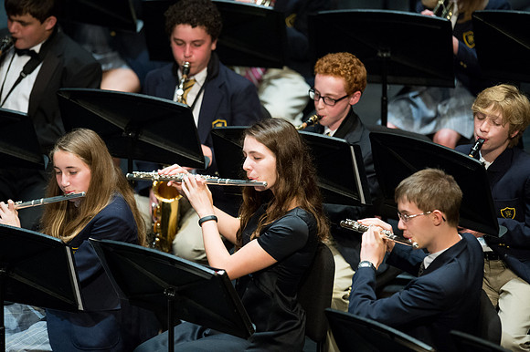 KIN_MS_AND_US_BAND_SPRING_2015_004