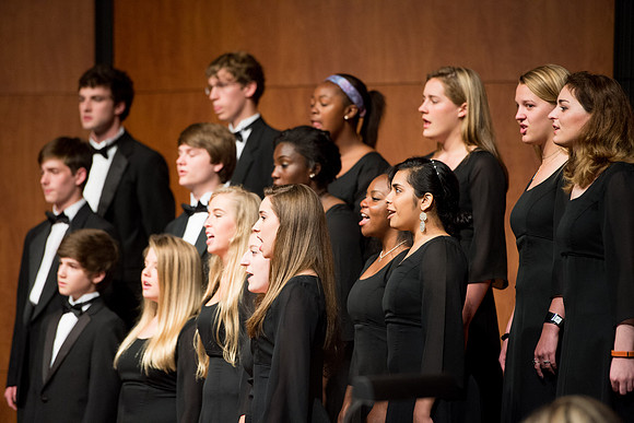 KIN_CHOIR_AND_ENCORE_SPRING_2015_022