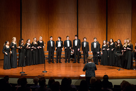 KIN_CHOIR_AND_ENCORE_SPRING_2015_058