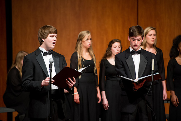 KIN_CHOIR_AND_ENCORE_SPRING_2015_070