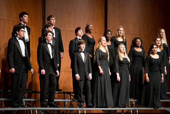 KIN_CHOIR_AND_ENCORE_SPRING_2015_013