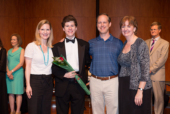 KIN_CHOIR_AND_ENCORE_SPRING_2015_108
