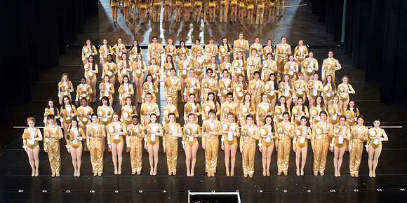 KIN_CHORUS_LINE_GROUPS_009
