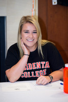 KIN_SIGNING_DAY_04172015_005
