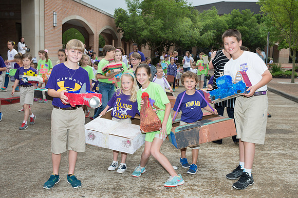 KIN_ART_CAR_PARADE_2015_041
