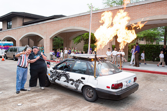 KIN_ART_CAR_PARADE_2015_092